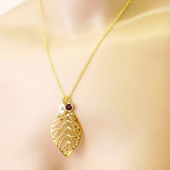 Massive Gold Leaf Necklace, Gold Plated Handmade🌸 - Picture 4 of 5